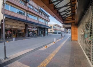 Ushuaia; ¿una ciudad turística o una ciudad con turistas?