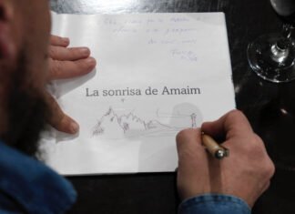 Pino distinguió el libro infantil «La Sonrisa de Amaim»