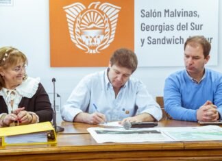 Melella firmó el llamado a licitación para pavimentar el tramo de la Ruta Nacional N° 3 hasta el Parque Nacional