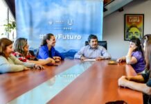 La Municipalidad de Ushuaia firmó un convenio de cooperación con la Escuela Popular de Género