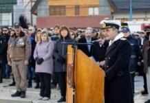 Acto en conmemoración del 42° aniversario del hundimiento del crucero ARA General Belgrano