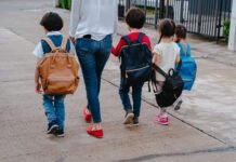 Otra vez los chicos en el medio