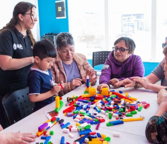 Infancias y adultos mayores compartieron una jornada de juegos, arte y cuidados