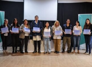 Municipio de Tolhuin acompañó a Fundación Mirgor en entrega kits de mecatrónica a escuelas locales