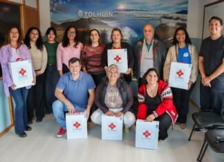 El Municipio acompañó la donación de botiquines para escuelas y jardines de Tolhuin