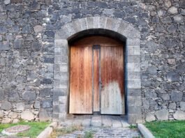 La conjura de los necios