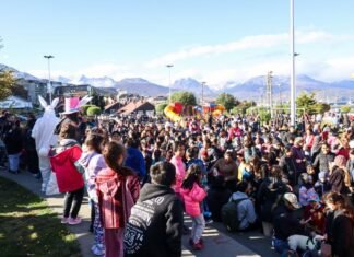 Masiva convocatoria en “pascuas en la plaza”
