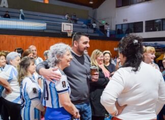 Vuoto compartió una jornada de encuentro, recreación y actividad física con adultos mayores