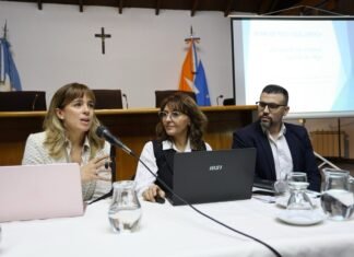 Presentaron una app para mejorar la comunicación entre padres en conflictos familiares y proteger a niñas, niños y adolescentes